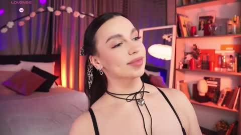 Luna  next streams Mon Fri Sat Sun 8pm-5am gmt0 online show from 02/23/25, 11:25