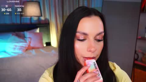 Luna  next streams Mon Fri Sat Sun 8pm-5am gmt0 online show from 03/09/26, 09:30