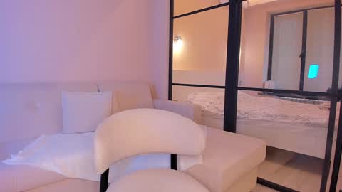 Snapshot of lunaonekiss chatting on 02/06/25, 02:55 Aisha online show from 02/06/25, 02:55