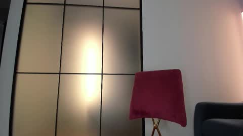 Snapshot of lunaonekiss chatting on 10/13/25, 11:32 Aisha online show from 10/13/25, 11:32