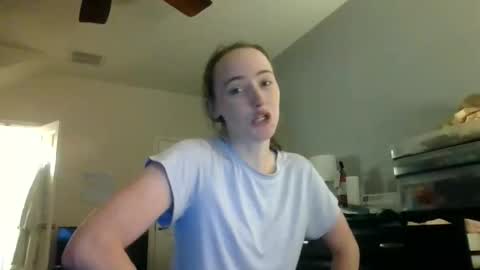 lunapixie2020 online show from 05/12/26, 12:52