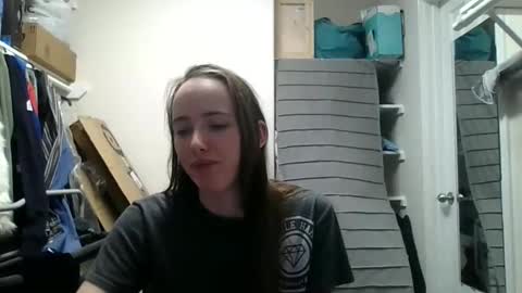 lunapixie2020 online show from 05/18/26, 11:32