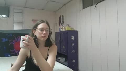 lunaquinn45 online show from 02/12/25, 01:09