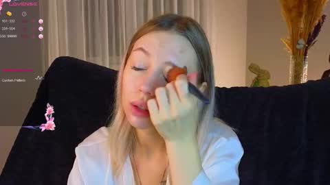 Kelly online show from 11/23/25, 02:39