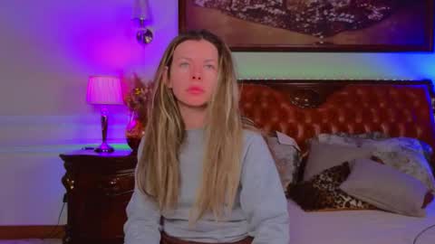 Luna Rishi online show from 01/19/26, 06:06