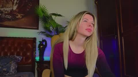 Luna Rishi online show from 04/17/26, 07:11