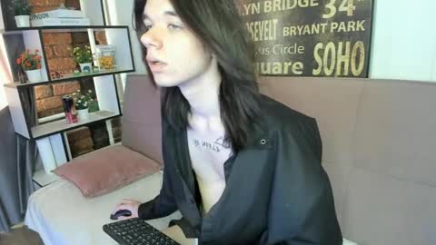 Matthew online show from 05/22/26, 07:37