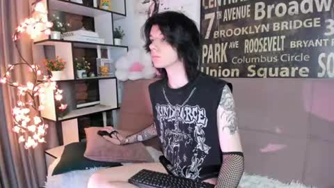 Matthew online show from 06/11/26, 05:16