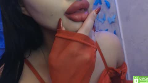 Snapshot of lunarose77 chatting on 02/15/25, 11:25 Luna  online show from 02/15/25, 11:25