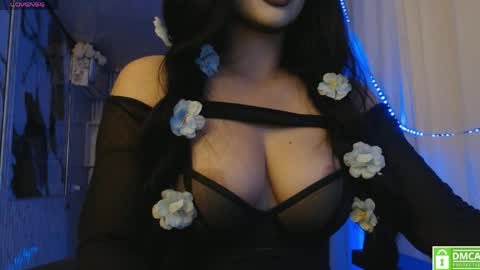 Snapshot of lunarose77 chatting on 06/05/26, 08:47 Luna online show from 06/05/26, 08:47