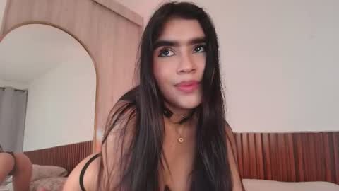 Snapshot of lunarousse_ chatting on 06/20/26, 02:25 Luna Rousse online show from 06/20/26, 02:25