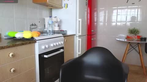 Snapshot of lunary_mix chatting on 02/09/25, 02:50 Luna online show from 02/09/25, 02:50