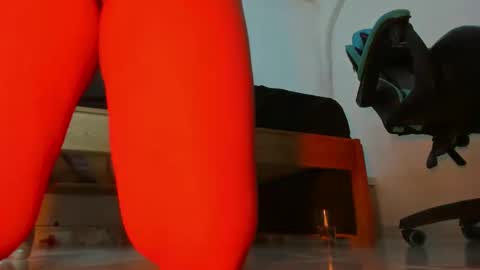 luna online show from 10/11/25, 02:15