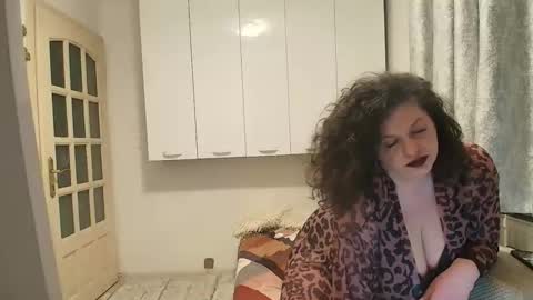 Snapshot of lunavelvetxxx chatting on 03/14/26, 10:26 Lunavelvetxxxx online show from 03/14/26, 10:26