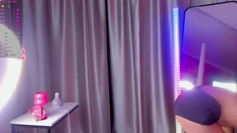 call me a pose striker  online show from 06/16/26, 03:09