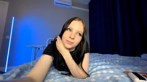 Lunavoyce online show from 11/08/25, 02:50