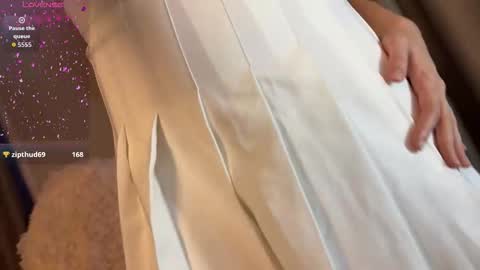 Luna online show from 02/07/26, 05:11