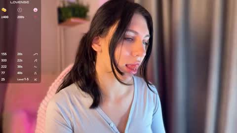 Luna online show from 02/15/26, 04:09