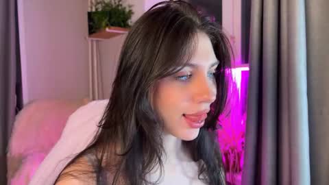 Luna online show from 02/27/26, 03:28