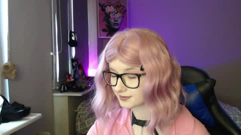 LunaXcherry online show from 04/08/26, 04:40