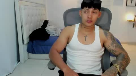 Lunay online show from 04/22/26, 11:28