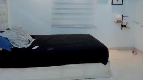 Snapshot of lunay_xtreemboy chatting on 06/23/26, 01:14 Lunay online show from 06/23/26, 01:14