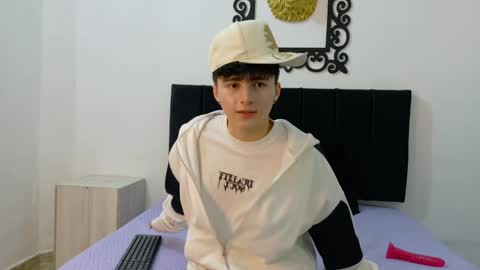 Snapshot of lunaydream chatting on 06/05/26, 11:27 lunaydream online show from 06/05/26, 11:27