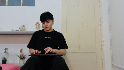 Snapshot of lunaydream chatting on 06/12/26, 11:53 lunaydream online show from 06/12/26, 11:53