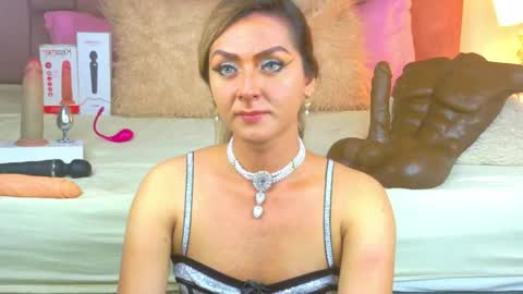 lunitadiva online show from 05/05/26, 04:15