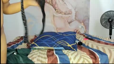 lunna_noir online show from 02/19/26, 11:34