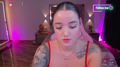 Snapshot of lunna_roosee chatting on 06/25/26, 05:12 LUNA ROSE online show from 06/25/26, 05:12