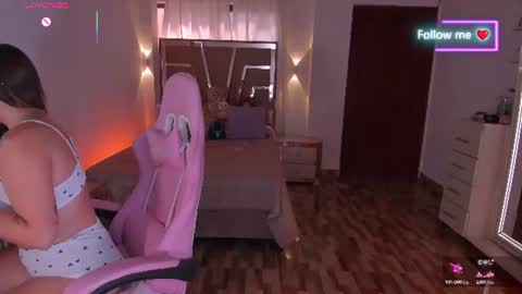 Snapshot of lunna_roosee chatting on 07/07/26, 03:49 LUNA ROSE online show from 07/07/26, 03:49