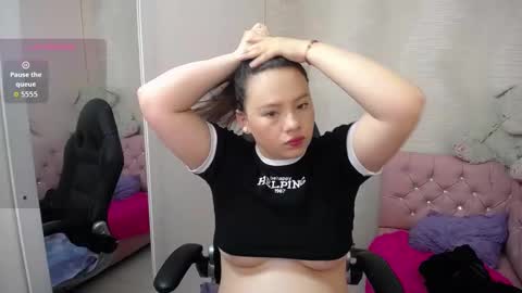 Katty   what ever do you want on my pv is for extra tokens minimi 250 tks ty u for understand online show from 09/11/25, 03:06