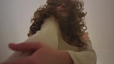 lunoria online show from 02/06/26, 10:57