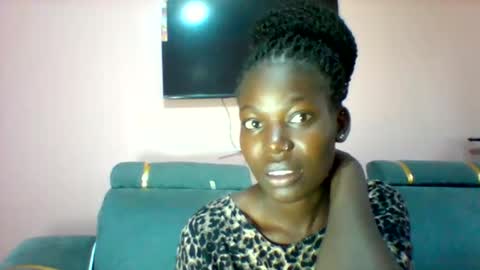 luo_queen online show from 04/11/26, 04:39