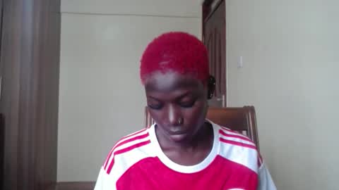 Snapshot of luo_queen chatting on 05/25/26, 08:42 luo_queen online show from 05/25/26, 08:42