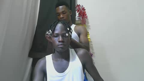 luoislove online show from 12/21/25, 06:26