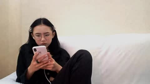 Snapshot of lupefaulker chatting on 06/05/26, 01:06 Roxie online show from 06/05/26, 01:06