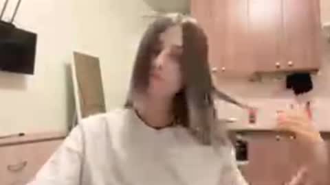 Snapshot of lurlineoline chatting on 10/27/25, 05:06 May online show from 10/27/25, 05:06