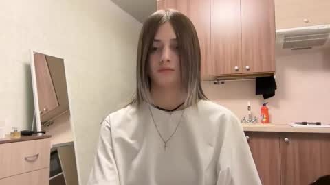 Snapshot of lurlineoline chatting on 11/01/25, 04:09 May online show from 11/01/25, 04:09