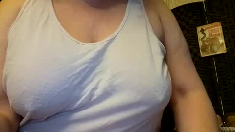 Snapshot of lusciouslibra82 chatting on 12/05/24, 10:01 .Clarissa. Follow me on Instagram   miss buns  online show from 12/05/24, 10:01