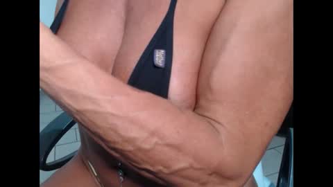 Snapshot of lusexyhot chatting on 09/21/25, 03:30 lusexyhot online show from 09/21/25, 03:30