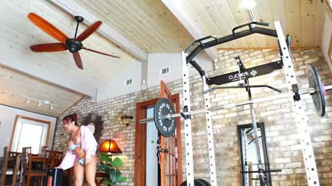 Snapshot of lushianafitness chatting on 01/06/25, 06:41 SHOWS ALL MONDAY WEDNESDAYFRIDAYSATURDAY IN THE MORNING online show from 01/06/25, 06:41