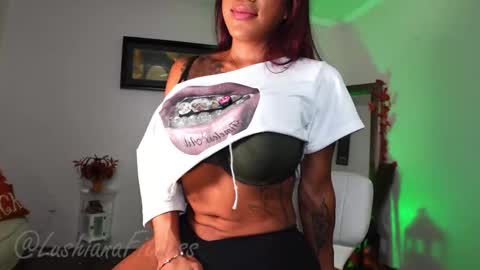 Snapshot of lushianafitness chatting on 10/06/25, 01:08 SHOWS ALL MONDAY WEDNESDAYFRIDAYSATURDAY IN THE MORNING online show from 10/06/25, 01:08