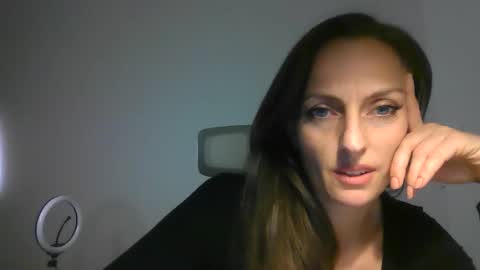 Lusisart online show from 12/14/25, 10:47