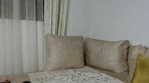 Karly    follow for next broadcast updates kisses online show from 01/31/25, 07:51