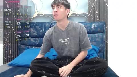 Snapshot of lust_demian chatting on 02/19/26, 11:50 lust_demian online show from 02/19/26, 11:50