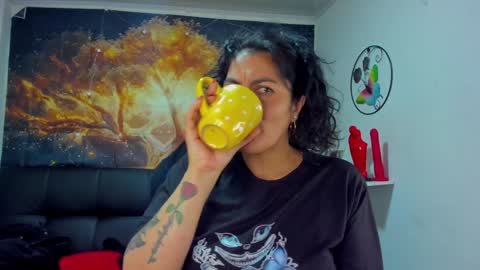 Snapshot of lust_mom chatting on 12/14/24, 10:28 Angela 3 online show from 12/14/24, 10:28