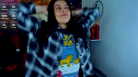 Snapshot of lust_mom chatting on 12/19/24, 01:40 Angela 3 online show from 12/19/24, 01:40