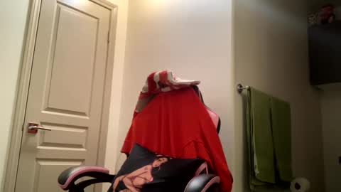 LOLA online show from 12/12/24, 04:37